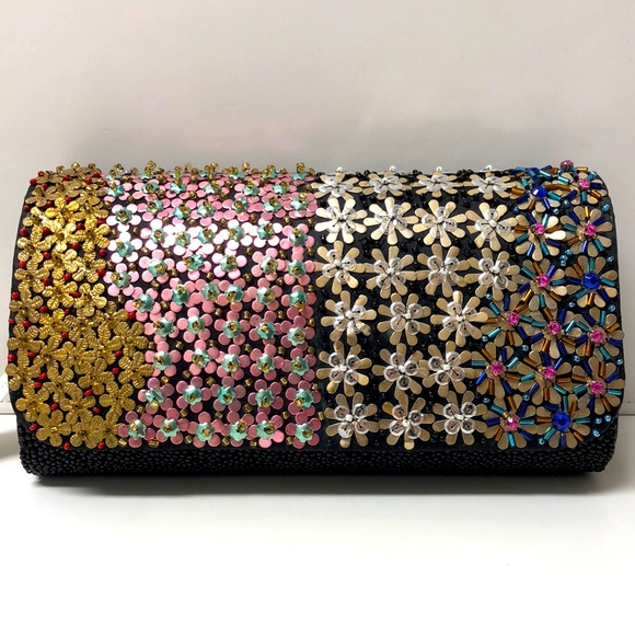 Handbags - 🍭HPx2🍭Anthropology detailed purse